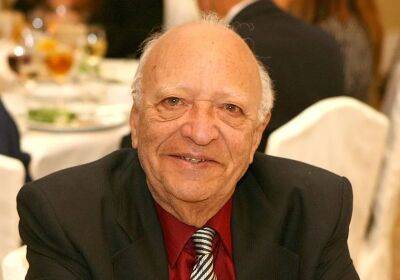 Mahfouz Doss Dies: Former President Of Hollywood Foreign Press Association Was 97 - deadline.com - France - Hollywood - Egypt