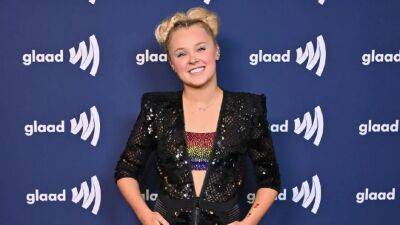 JoJo Siwa Talks Backlash She Received From Her Former Employer for Coming Out - www.etonline.com