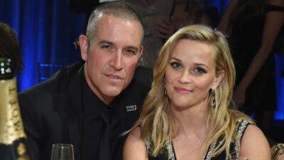 Reese Witherspoon and Her Husband Jim Toth Are Divorcing After 11 Years of Marriage - www.glamour.com - Tennessee