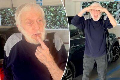 Dick Van Dyke, 97, shows off car crash injuries in new photos: ‘Sore all over’ - nypost.com - California - Malibu