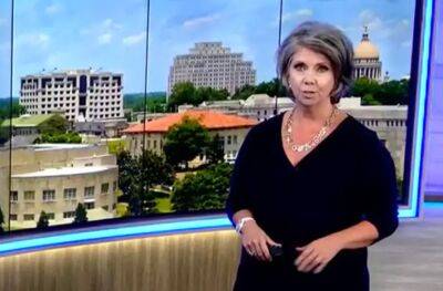 Mississippi TV Meteorologist And News Anchor Removed After Quoting Snoop Dogg Live On Air - deadline.com - New York - state Mississippi