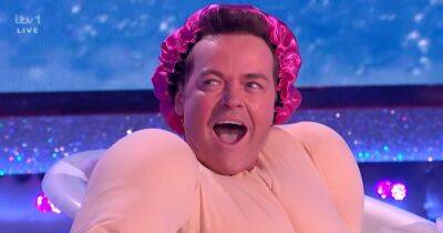 ITV Saturday Night Takeaway's Stephen Mulhern called out as he lets slip secret after near flashing incident - www.manchestereveningnews.co.uk