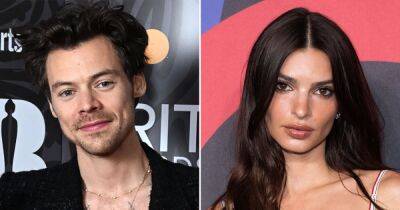 Harry Styles and Emily Ratajkowski Spotted Passionately Kissing in Tokyo, Spark Dating Speculation - www.usmagazine.com - Tokyo