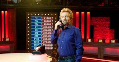 Deal Or No Deal is back! Stephen Mulhern takes over from Noel Edmunds as host - www.ok.co.uk - Britain