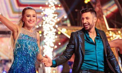 Rose Ayling-Ellis defends Strictly's Giovanni Pernice after hilarious gaffe - hellomagazine.com - Britain - Italy