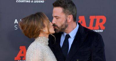 Jennifer Lopez and Ben Affleck pack on PDA and kiss at premiere of his new movie - www.ok.co.uk - Jordan