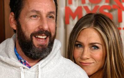 Jennifer Aniston Hilariously Calls Out Adam Sandler for Wearing a Sweatshirt at 'Murder Mystery 2' Premiere (Video) - www.justjared.com - Los Angeles - city Sandler
