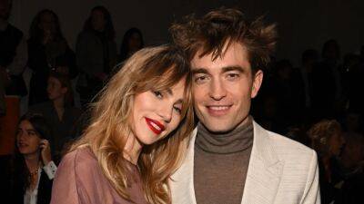 Robert Pattinson and Suki Waterhouse: A Complete Timeline of Their Relationship - www.etonline.com