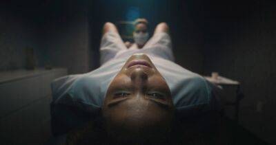 ‘Clock’ Trailer: Upcoming Hulu Psychological Thriller Brings Menace To Potential Motherhood On April 28 - theplaylist.net