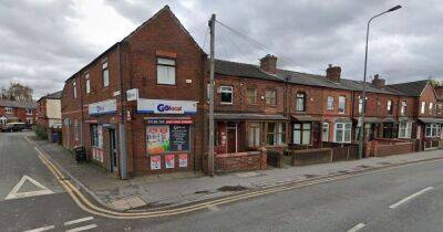 Man arrested on suspicion of robbery at convenience store in Wigan - www.manchestereveningnews.co.uk - Manchester