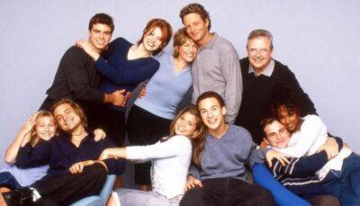 ‘Boy Meets World’ Cast Reunion Set for ’90s Con in Tampa (EXCLUSIVE) - variety.com - Florida - county Jack - state Connecticut