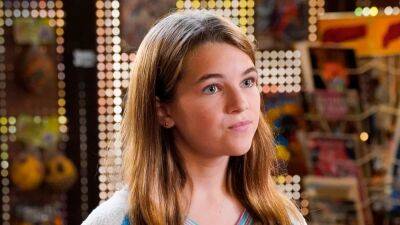 'Young Sheldon's Raegan Revord Opens Up About Traumatic Car Crash (Exclusive) - www.etonline.com