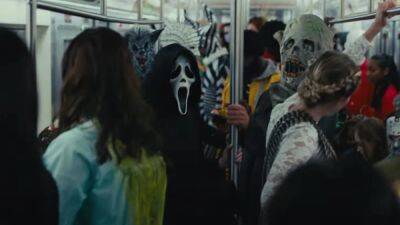 ‘Scream 6’ Fans Call it ‘Brutal,’ ‘The Bloodiest Film Yet’: ‘Ghostface Is Back to Feeling Almost Inhuman’ - thewrap.com