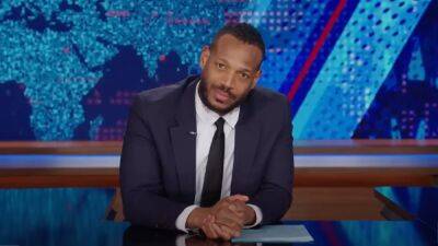 ‘The Daily Show': Marlon Wayans Admits His Family Is ‘Like the Trumps – Except My Dad Doesn’t Want to F– My Sister’ (Video) - thewrap.com