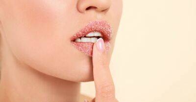 Reveal Smoother and Softer Lips With This Vegan Sugar Scrub - www.usmagazine.com - Hawaii