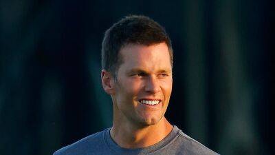 Tom Brady Addresses Rumors He's Coming Out of Retirement in the Cutest Way - www.etonline.com - county Bay - city Indianapolis