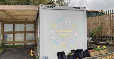 Community pantry set up in lockdown now helps 80 Ramsbottom families each week - www.manchestereveningnews.co.uk