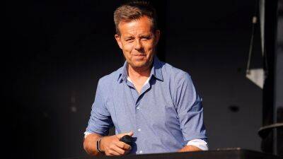 Pat Sharp: British TV & Radio Host Apologizes For “Appalling” Remark To Woman At Awards Event - deadline.com - Britain