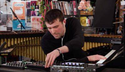 Watch Fred again..’s evocative Tiny Desk Concert - www.thefader.com - Britain