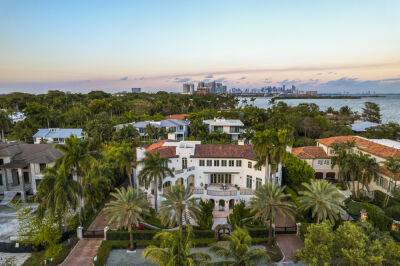 Why Miami’s Coconut Grove Neighborhood Has Become a Real Estate Hotspot - variety.com - New York - California - Chicago - Florida - county Bay