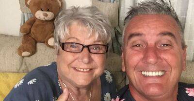 Gogglebox's Jenny and Lee leave fans in stitches after comparing themselves to Rod Stewart - www.ok.co.uk