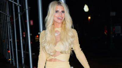 Jessica Simpson Sizzles in a Series of Edgy Looks While Out in New York - www.etonline.com - New York - Manhattan