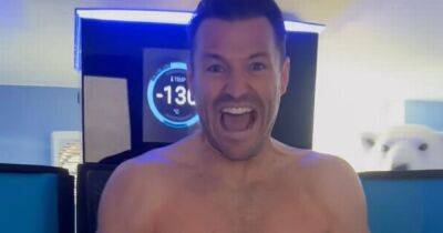 Mark Wright shows off impressive abs as he strips down for cold therapy treatment - www.ok.co.uk - county Wright - county Cheshire