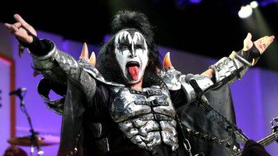 Gene Simmons Forced to Perform Sitting Down After Getting Ill During KISS Concert - www.etonline.com - Brazil - New York