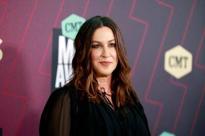 ‘Yellowjackets’: Alanis Morissette Releases New Version Of Main Title Theme Song “No Return” - deadline.com - Canada