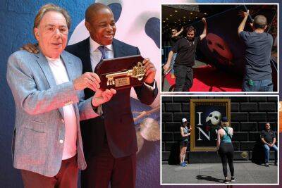 Andrew Lloyd Webber given key to NYC ahead of ‘Phantom of the Opera’ ending 35-year Broadway run - nypost.com - Britain - London - New York - USA - New York