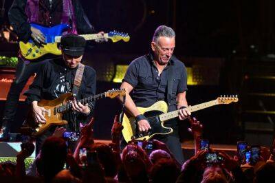 Bruce Springsteen Day Proclaimed, But Without The Star Attraction To Accept - deadline.com - France - USA - New Jersey