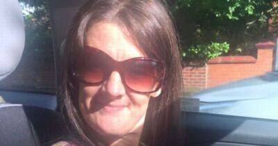 "She was always smiling. Nobody would've known she was suffering": Family pay tribute to mum-of-three found dead on railway line - www.manchestereveningnews.co.uk - Britain - Manchester