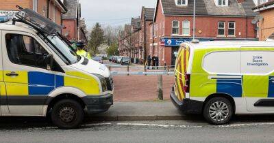 Residents anxious where 'gun war will end' after 'targeted' shooting - www.manchestereveningnews.co.uk - Manchester