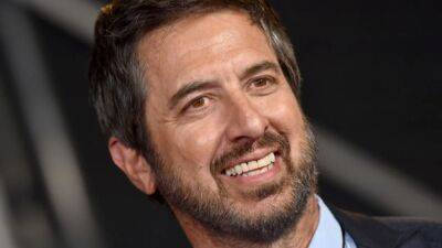 Ray Romano Reveals He Had an Almost Completely Blocked Artery in His Heart - www.etonline.com - New York