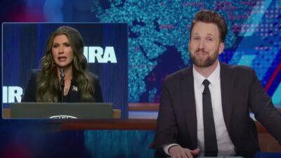 Jordan Klepper Roasts Pro-Gun Governor for Sharing Lessons From Her Father: ‘Adorable Story About Alcoholism’ (Video) - thewrap.com - Jordan - state South Dakota
