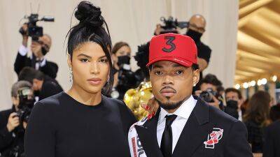 Did Chance The Rapper Cheat On His Wife? He Danced Inappropriately With Another Woman - stylecaster.com - Jamaica