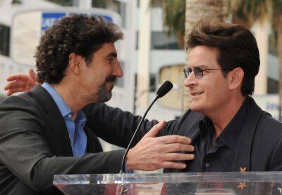 Charlie Sheen Cast In New Chuck Lorre Comedy Series, The Pair Reunite After Falling Out On ‘Two And A Half Men’ - etcanada.com