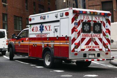 Parking Garage Collapses In Lower Manhattan, NYFD Says 3 People Injured – Reports - deadline.com - New York - city Nassau