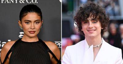 Kylie Jenner Is Enjoying ‘Being Courted’ by Timothee Chalamet Amid ‘Fun and Flirty’ Romance: Details - www.usmagazine.com - California