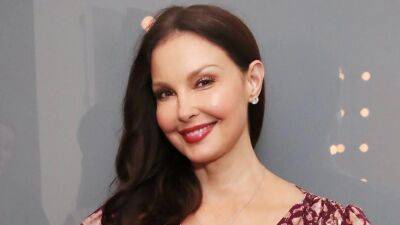 Ashley Judd Remembers Mom Naomi Judd as She Celebrates First Birthday Without Her - www.etonline.com