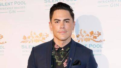 Tom Sandoval Takes Trip Filled With 'Mindful Activities' Amid Scandoval: 'He's Getting Clear,' Source Says - www.etonline.com - Mexico - city Sandoval - county Davie