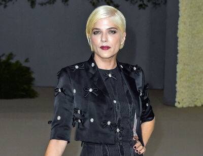 Selma Blair Reveals She Attempted Suicide Because Of Pain Of Undiagnosed MS - perezhilton.com - Britain - county Blair - city Prague