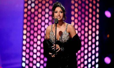 Becky G’s heartfelt acceptance speech at the Latin American Music Awards - us.hola.com - USA - Mexico - county Long