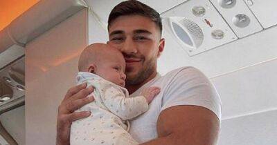 Tommy Fury praised as he gives his verdict on fatherhood on Dubai holiday with Molly-Mae Hague and baby Bambi - www.manchestereveningnews.co.uk - USA - Manchester - Dubai - Hague - Saudi Arabia