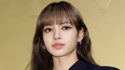 Blackpink Performed at Coachella and Lisa's Bangs Didn't Budge Once - www.glamour.com