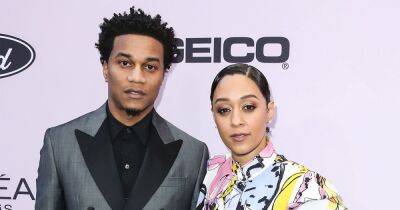 Tia Mowry and Cory Hardrict Finalize Divorce After 15 Years of Marriage - www.usmagazine.com - Chicago