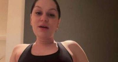 Jessie J offers pregnancy update and tells fans she's 'very ready' to give birth - www.msn.com - Houston
