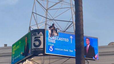 Man Climbs KTLA Radio Tower in Hollywood, Police Trying to ‘Talk Him Down’ - thewrap.com - Hollywood