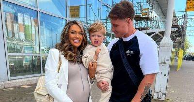 Pregnant Charlotte Dawson jets on holiday but fans point out outfit blunder - www.ok.co.uk - county Dawson