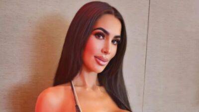 Christina Ashten Gourkani, Kim Kardashian Lookalike and OnlyFans Model, Dead at 34 - www.etonline.com